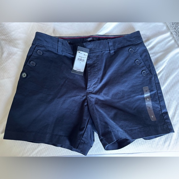 Tommy Hilfiger Women's Navy Shorts - Picture 1 of 2
